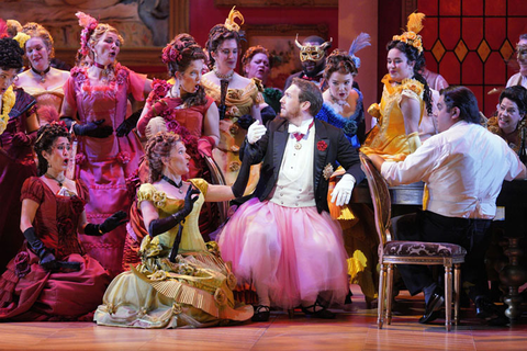 Timothy Murray as Marchese d'Obigny and members of the San Francisco Opera Chorus in Verdi's "La Traviata." Photo: Cory Weaver/San Francisco Opera