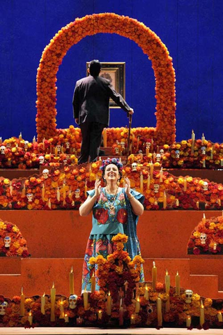 Daniela Mack as Frida Kahlo and Alfredo Daza as Diego Rivera in Gabriela Lena Frank and Nilo Cruz's "El último sueño de Frida y Diego." Photo: Cory Weaver/San Francisco Opera