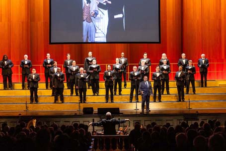 San Francisco Opera's "100th Anniversary Concert" with Patrick Summers conducting and Lawrence Brownlee and members of the San Francisco Opera Chorus performing an aria from Rossini's "Il Barbiere di Siviglia." Photo: Drew Altizer Photography