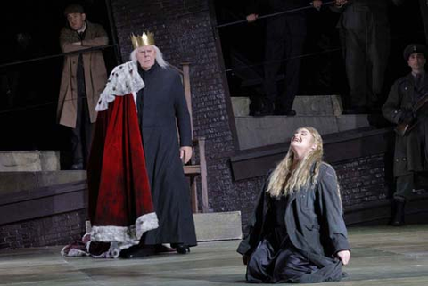 Kristinn Sigmundsson as King Heinrich and Julie Adams as Elsa in Wagner's "Lohengrin." Photo: Cory Weaver/San Francisco Opera