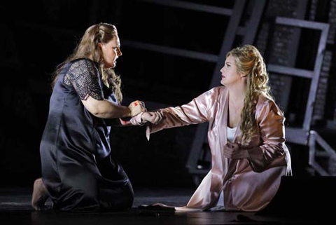 Judit Kutasi as Ortrud and Julie Adams as Elsa in Wagner's "Lohengrin." Photo: Cory Weaver/San Francisco Opera