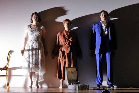 Julie Fuchs as Partenope, Daniela Mack as Rosmira, and Carlo Vistoli as Arsace in Handel's "Partenope." Photo: Cory Weaver/San Francisco Opera