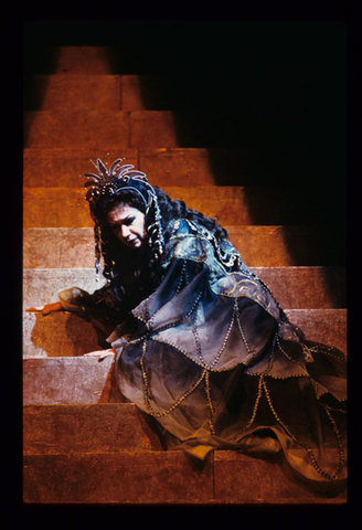 Nina Terentieva (Amneris), Aida, Giuseppe Verdi. San Francisco Opera, 1996-97. Photographer: Marty Sohl/San Francisco Opera.