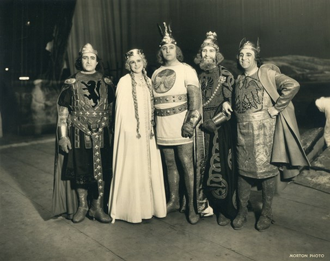 Lohengrin, Richard Wagner. San Francisco Opera, 1931. Photographer: Lawrence B. Morton/San Francisco Opera.