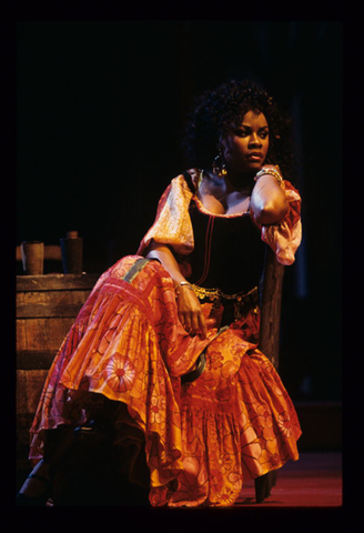 Denyce Graves (Carmen), Carmen, Georges Bizet. San Francisco Opera, 1997-98. Photographer: Marty Sohl/San Francisco Opera.