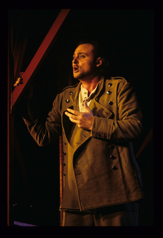 Walter Fraccaro (Don José), Carmen, Georges Bizet. San Francisco Opera, 1997-98. Photographer: Marty Sohl/San Francisco Opera.