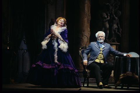 Judith Forst (Countess Waldner), Donald McIntyre (Count Waldner), Arabella, Richard Strauss. San Francisco Opera, 1998-99. Photographer: Marty Sohl/San Francisco Opera.