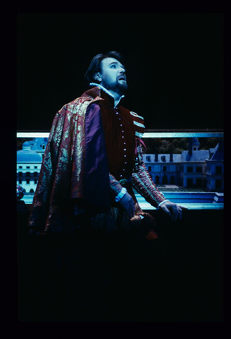 Sergei Larin (Don Carlo), Don Carlo, Giuseppe Verdi. San Francisco Opera, 1998-99. Photographer: Marty Sohl/San Francisco Opera.