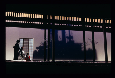 Zheng Cao (Suzuki), Sylvie Valayre (Cio-Cio-San), Valerie Zhao (Trouble), Madama Butterfly, Giacomo Puccini. San Francisco Opera, 1998-99. Photographer: Marty Sohl/San Francisco Opera.