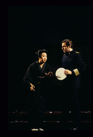 Zheng Cao (Suzuki), Mario Malagnini (Pinkerton), Madama Butterfly, Giacomo Puccini. San Francisco Opera, 1997-98. Photographer: Marty Sohl/San Francisco Opera.