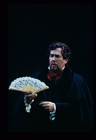 James Morris (Baron Scarpia), Tosca, Giacomo Puccini. San Francisco Opera, 1997-98. Photographer: Marty Sohl/San Francisco Opera.