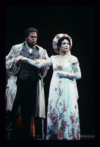 Richard Margison (Mario Cavaradossi), Carol Vaness (Floria Tosca), Tosca, Giacomo Puccini. San Francisco Opera, 1997-98. Photographer: Marty Sohl/San Francisco Opera.