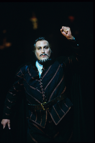 Scott Wilde (Monterone), Rigoletto, Giuseppe Verdi. San Francisco Opera, 1997-98. Photographer: Ron Scherl/San Francisco Opera.