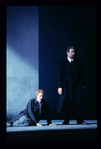 Jeanne-Michèle Charbonnet (Senta), James Morris (The Dutchman), Der Fliegende Holländer, Richard Wagner. San Francisco Opera, 1997-98. Photographer: Marty Sohl/San Francisco Opera.