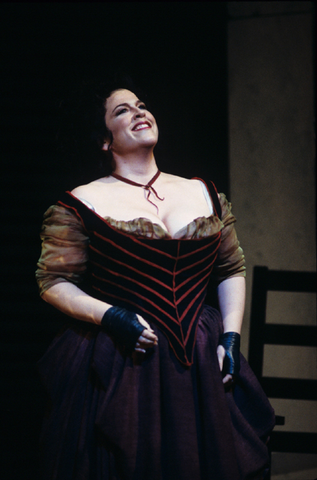 Catherine Keen (Maddalena), Rigoletto, Giuseppe Verdi. San Francisco Opera, 1997-98. Photographer: Marty Sohl/San Francisco Opera.