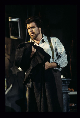 Daniel Sumegi (Colline), La Bohème, Giacomo Puccini. San Francisco Opera, 1995-96. Photographer: Marty Sohl/San Francisco Opera.