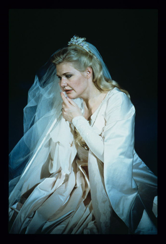 Karita Mattila (Elsa), Lohengrin, Richard Wagner. San Francisco Opera, 1996-97. Photographer: Ron Scherl/San Francisco Opera.