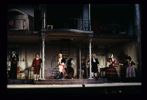 Ensemble, Il Barbiere di Siviglia, Gioachino Rossini. San Francisco Opera, 1996-97. Photographer: Marty Sohl/San Francisco Opera.