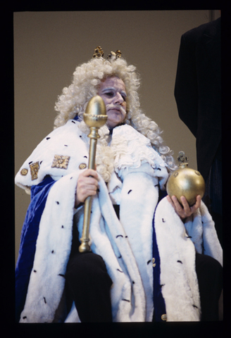 Jean-Marie Frémeau (The King of Clubs), Love for Three Oranges, Sergei Prokofiev. San Francisco Opera, 1994-95. Photographer: Marty Sohl/San Francisco Opera.