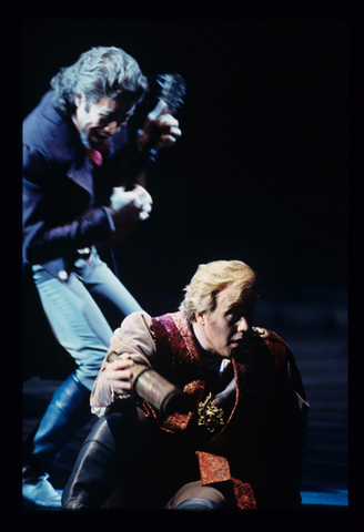 Samuel Ramey (Méphistophélès), Richard Leech (Faust), Faust, Charles Gounod. San Francisco Opera, 1995-96. Photographer: Marty Sohl/San Francisco Opera.