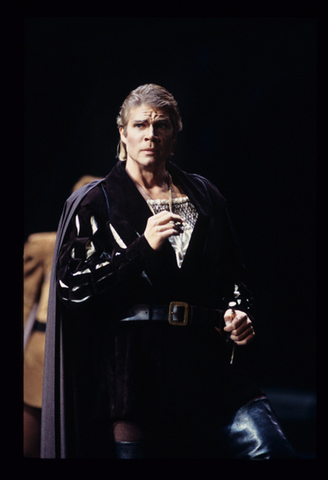 Rodney Gilfry (Valentin), Faust, Charles Gounod. San Francisco Opera, 1995-96. Photographer: Marty Sohl/San Francisco Opera.