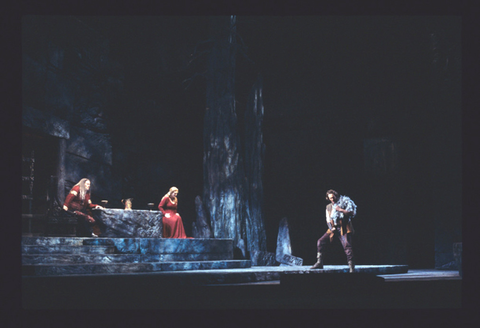 Victor von Halem (Hunding), Anne Evans (Sieglinde), Poul Elming (Siegmund), Die Walküre, Richard Wagner. San Francisco Opera, 1995-96. Photographer: Marty Sohl/San Francisco Opera.