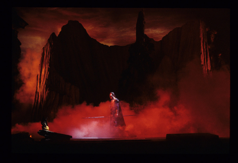 James Morris (Wotan), Die Walküre, Richard Wagner. San Francisco Opera, 1995-96. Photographer: Marty Sohl/San Francisco Opera.