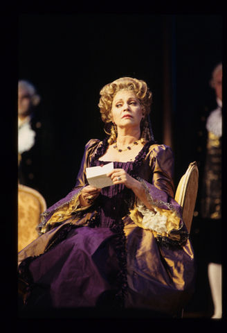 Judith Forst (Mme. de Volanges), The Dangerous Liaisons, Conrad Susa. San Francisco Opera, 1994-95. Photographer: Marty Sohl/San Francisco Opera.