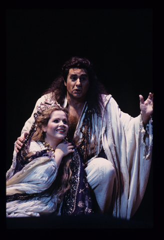 Plácido Domingo (Jean), Renée Fleming (Salomé), Hérodiade, Jules Massenet. San Francisco Opera, 1994-95. Photographer: Marty Sohl/San Francisco Opera.