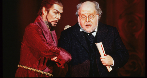 Samuel Ramey (Mefistofele), Richard Margison (Faust), Mefistofele, Arrigo Boito. San Francisco Opera, 1994-95. Photographer: Marty Sohl/San Francisco Opera.