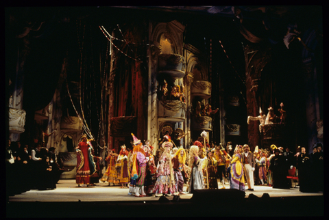 Ensemble, Mefistofele, Arrigo Boito. San Francisco Opera, 1994-95. Photographer: Marty Sohl/San Francisco Opera.