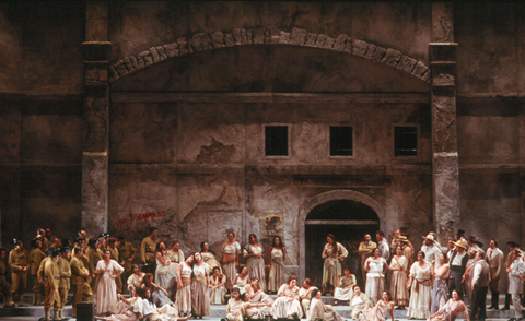 Act I, Ensemble, Carmen, Georges Bizet. San Francisco Opera, 2001-02. Photographer: Ken Friedman/San Francisco Opera.