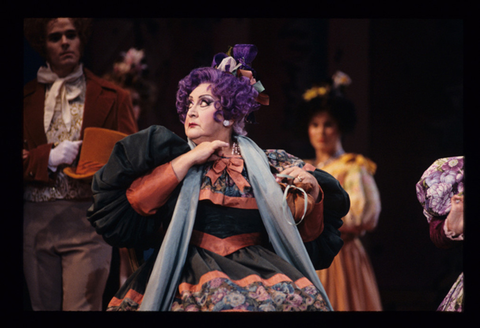 Mollie Sugden (The Duchess of Krakenthorp), Chorus, La Fille du Régiment, Gaetano Donizetti. San Francisco Opera, 1993-94. Photographer: Marty Sohl/San Francisco Opera.