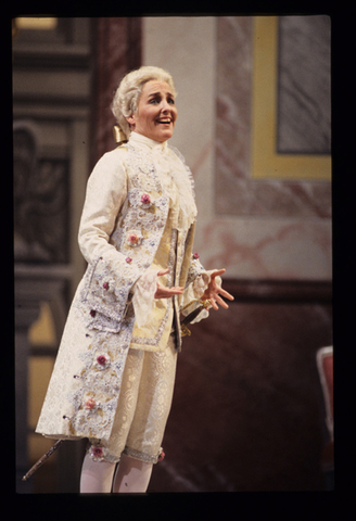 Frederica von Stade (Octavian), Der Rosenkavalier, Richard Strauss. San Francisco Opera, 1992-93. Photographer: Marty Sohl/San Francisco Opera.