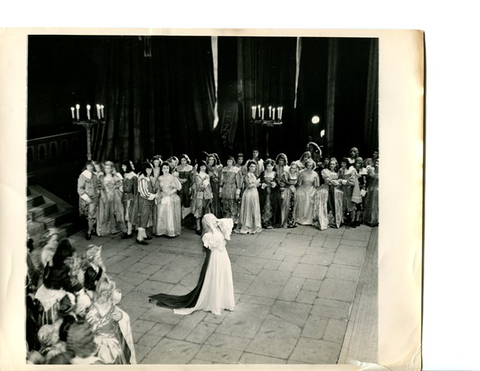 Lucia di Lammermoor, Gaetano Donizetti. San Francisco Opera, 1932. Photographer: Lawrence B. Morton/San Francisco Opera.