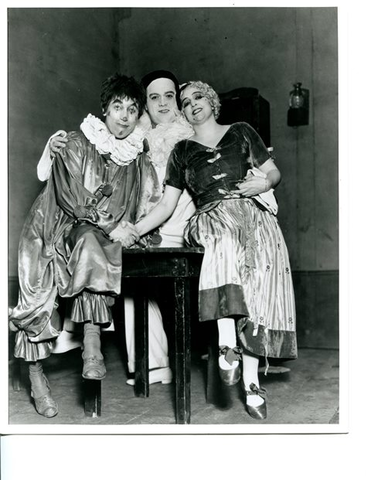 Pagliacci, Ruggero Leoncavallo. San Francisco Opera, 1932. Photographer: Lawrence B. Morton/San Francisco Opera.