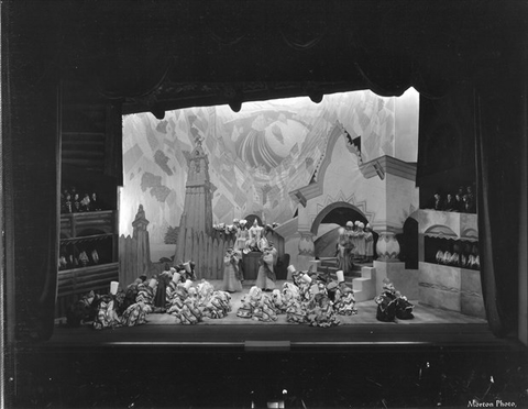 Le Coq d'Or, Nikolai Rimsky-Korsakov. San Francisco Opera, 1933. Photographer: Lawrence B. Morton/San Francisco Opera.