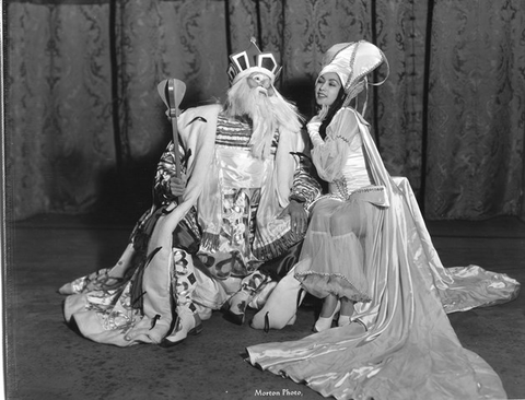 Le Coq d'Or, Nikolai Rimsky-Korsakov. San Francisco Opera, 1933. Photographer: Lawrence B. Morton/San Francisco Opera.