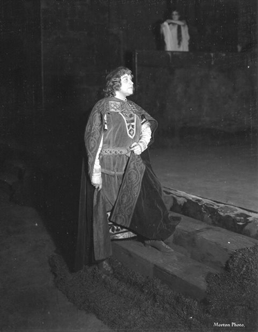 Tristan und Isolde, Richard Wagner. San Francisco Opera, 1933. Photographer: Lawrence B. Morton/San Francisco Opera.