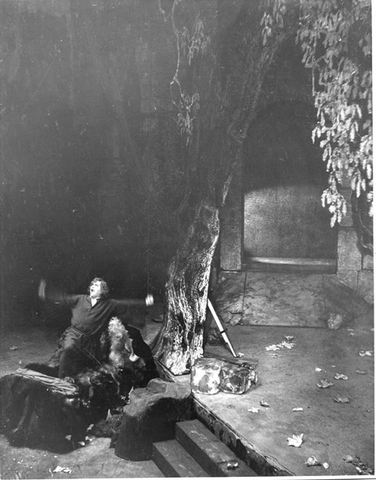 Tristan und Isolde, Richard Wagner. San Francisco Opera, 1933. Photographer: Lawrence B. Morton/San Francisco Opera.