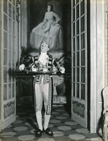 Manon, Jules Massenet. San Francisco Opera, 1933. Photographer: Lawrence B. Morton/San Francisco Opera.