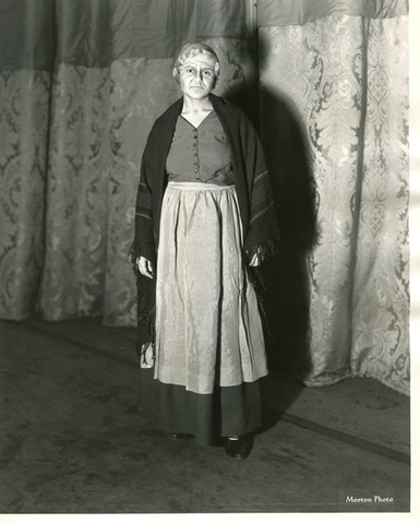 Cavalleria Rusticana, Pietro Mascagni. San Francisco Opera, 1933. Photographer: Lawrence B. Morton/San Francisco Opera.