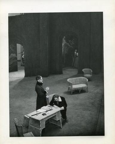 La Traviata, Giuseppe Verdi. San Francisco Opera, 1933. Photographer: Lawrence B. Morton/San Francisco Opera.