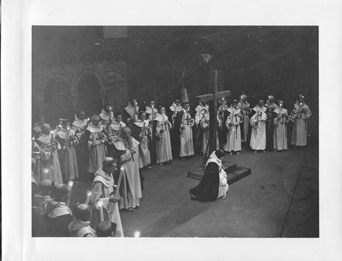 La Forza del Destino, Giuseppe Verdi. San Francisco Opera, 1933. Photographer: Lawrence B. Morton/San Francisco Opera.