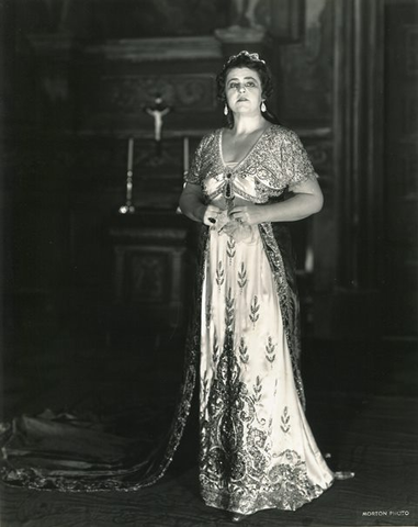 Tosca, Giacomo Puccini. San Francisco Opera, 1934. Photographer: Lawrence B. Morton/San Francisco Opera.