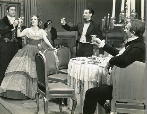 La Traviata, Giuseppe Verdi. San Francisco Opera, 1934. Photographer: Lawrence B. Morton/San Francisco Opera.