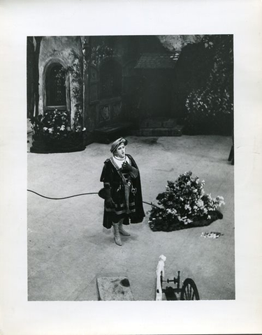 Faust, Charles Gounod. San Francisco Opera, 1934. Photographer: Lawrence B. Morton/San Francisco Opera.