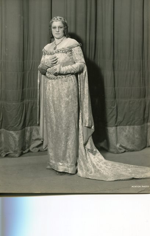 Otello, Giuseppe Verdi. San Francisco Opera, 1934. Photographer: Lawrence B. Morton/San Francisco Opera.