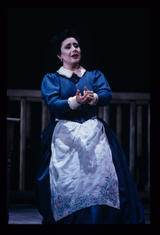 Verónica Villarroel (Mimì), La Bohème, Giacomo Puccini. San Francisco Opera, 1993-94. Photographer: Marty Sohl/San Francisco Opera.