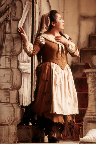 Mika Shigematsu (Cenerentola), La Cenerentola, Gioachino Rossini. San Francisco Opera, 2002-03. Photographer: Ken Friedman/San Francisco Opera.